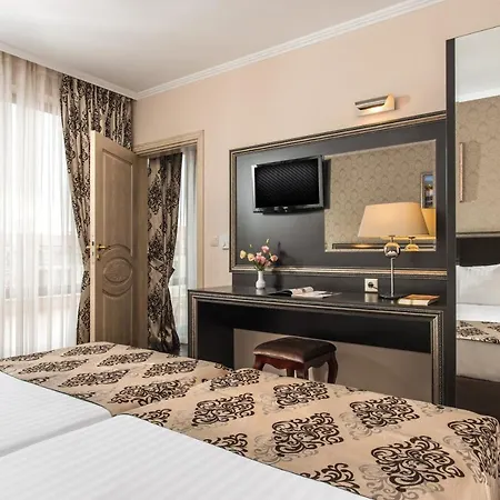 Hotel & Diamant 4*